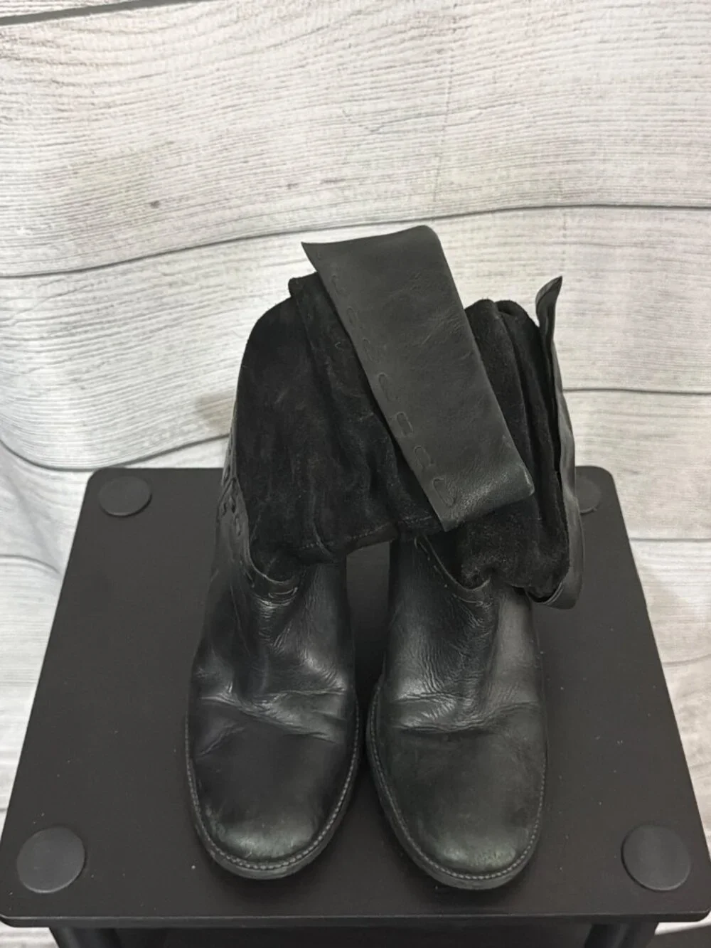 Black Leather Fold-Over Heeled Boots With Suede Detail Size 39